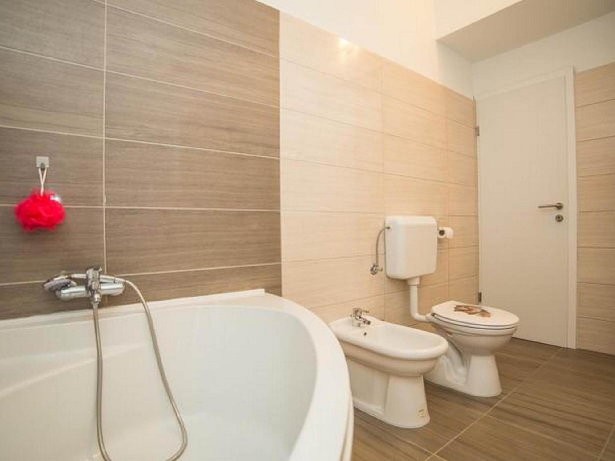 Apartment Sanja Povlja  Eksteriør bilde