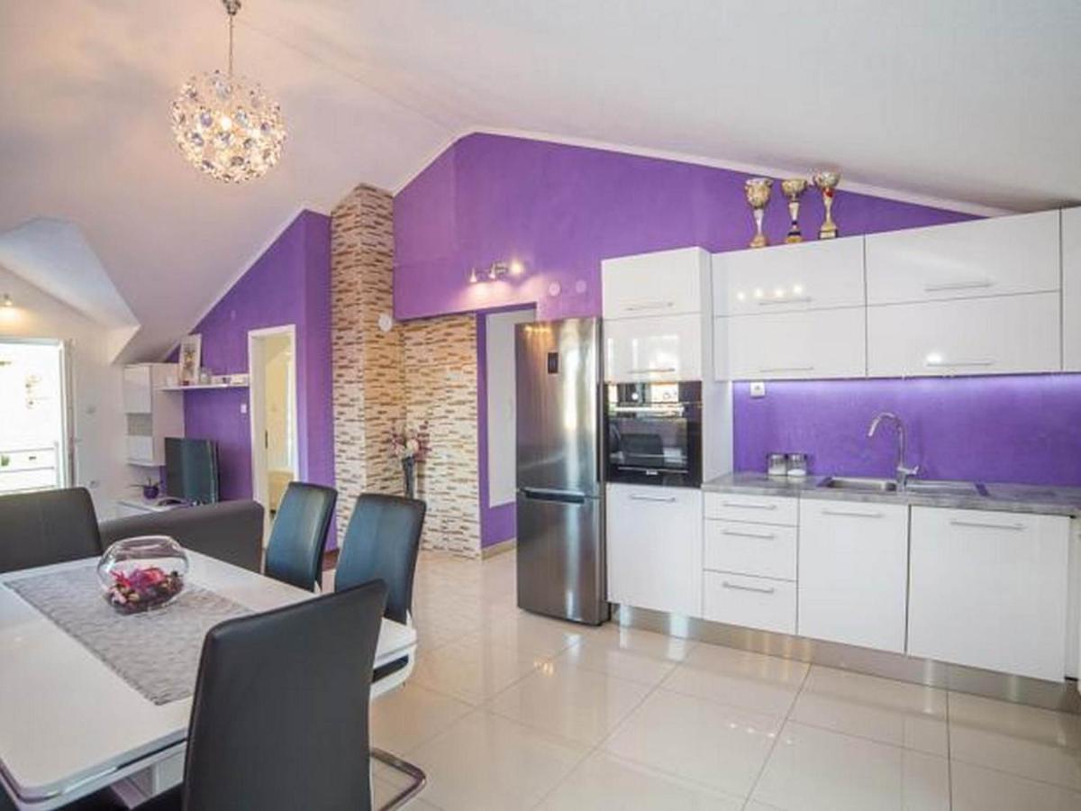 Apartment Sanja Povlja  Eksteriør bilde
